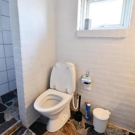 Two-bedroom Holiday In Hébergement de vacances
